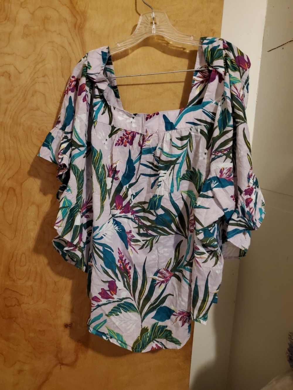 Women's shirt